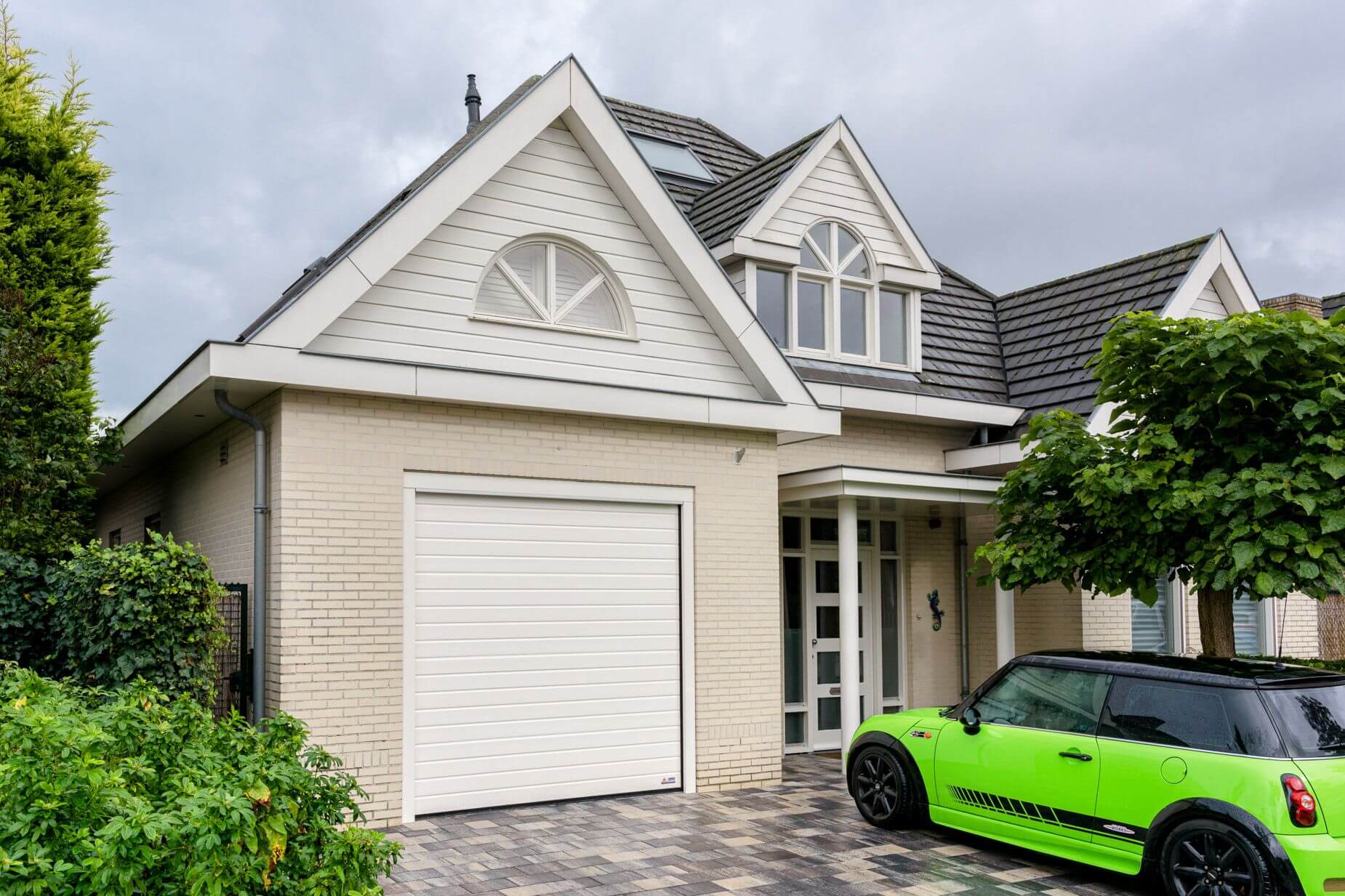 Sectionaaldeur DESIGN