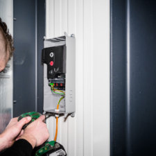 Deurtechnieken Vacature Service en Onderhoudsmonteur Industriele bedrijfsdeuren | Deurtechnieken Brabant