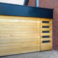 Garagedeur met hout bekleed __EXCLUSIVE-Line | Brabant Deur
