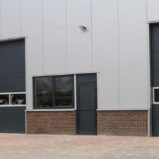 Bedrijfsdeuren: de overheaddeur | Brabant Deur